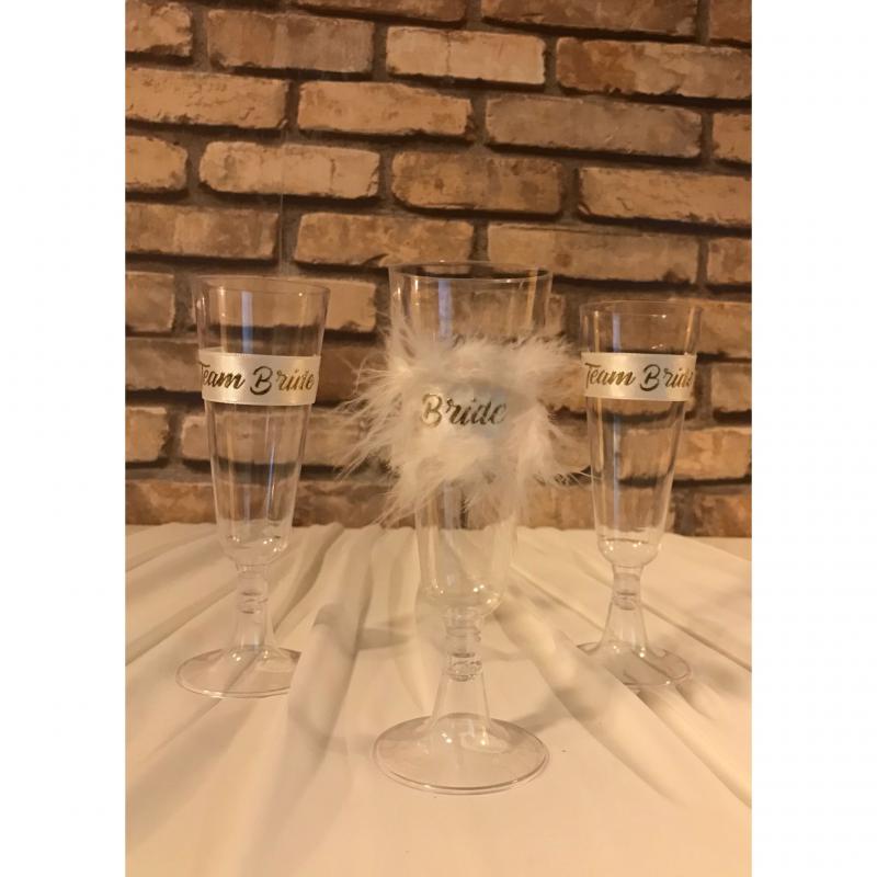 Happyland Bride To Be Bekarlığa Veda Parti Kadehleri Gelin ve Nedime Özel Şampanya Kadehi 6’lı Şeffaf