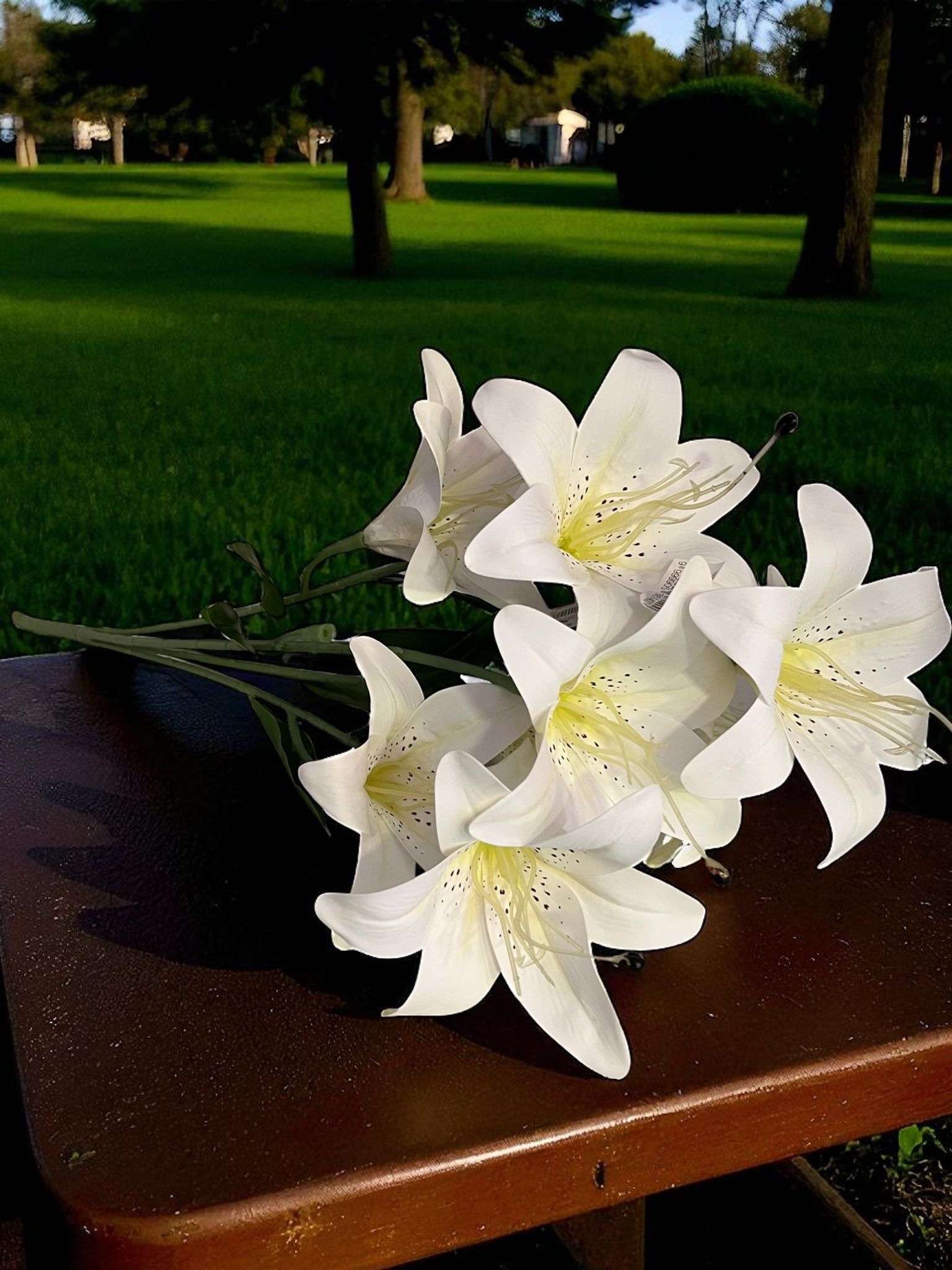 Happyland Yapay Çiçek Lilyum Demeti Beyaz 9 lu 50 cm