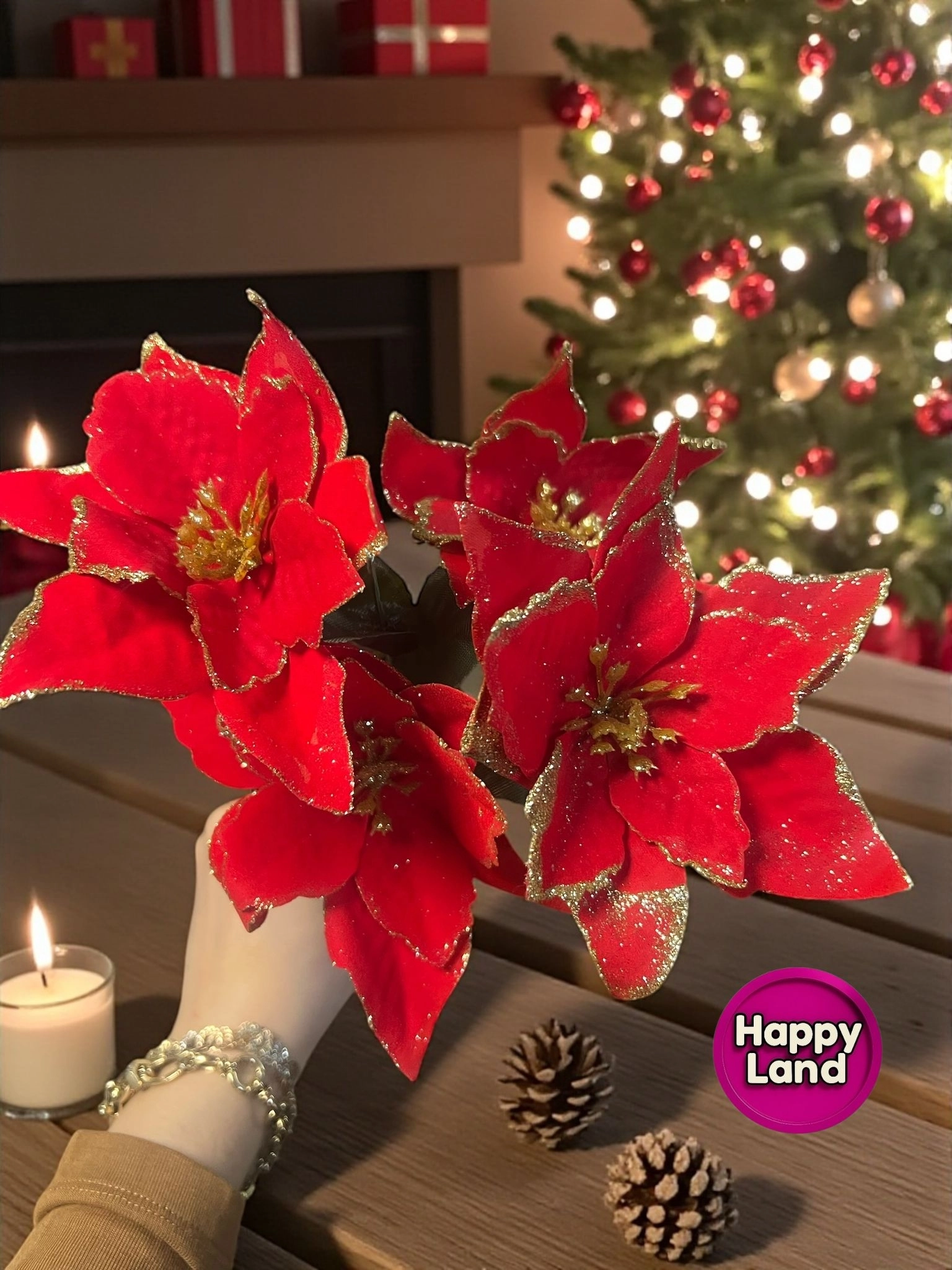 Happyland Yılbaşı Çiçeği 1 Demet 5 Çiçekli Kırmızı Gold Simli Ponsetya Atatürk Çiçeği Yılbaşı Yapay Çiçek