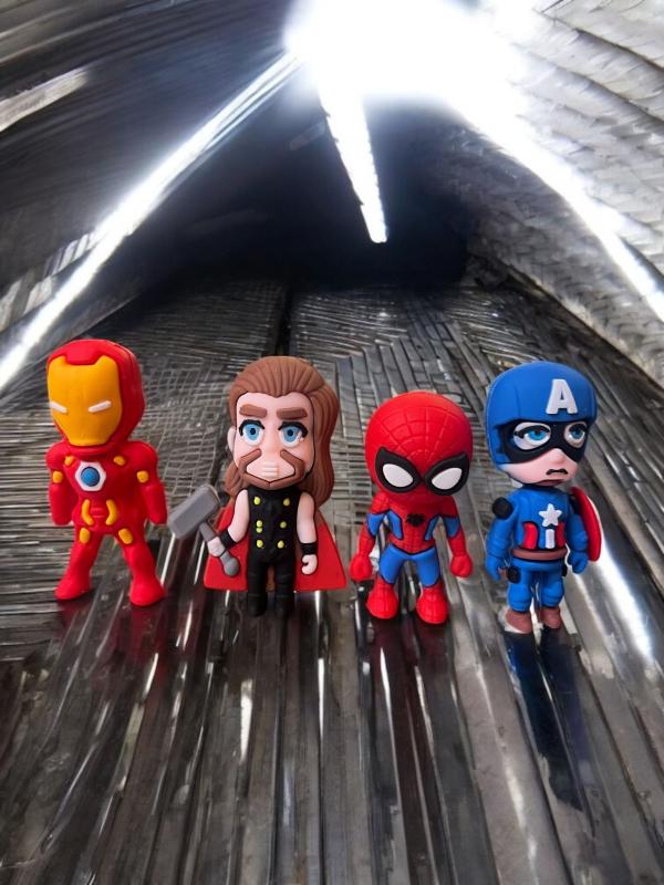 Happyland Spiderman 4lü Mini Pasta Üzeri Figür Set 4 Karakter Figür Oyuncak 