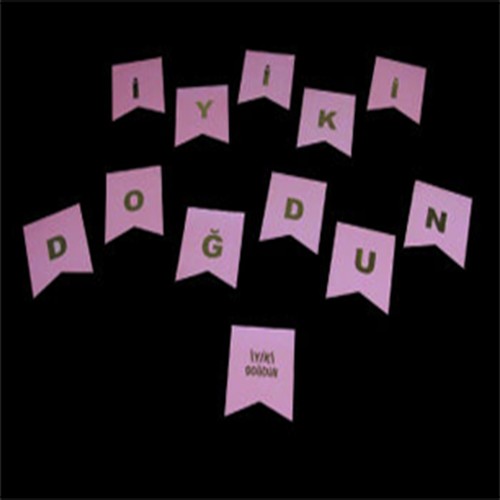 İyiki Doğdun Gold Harfler Karton Bayrak Seti Pembe