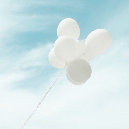30 Adet Mat Beyaz Uçan Özellikli Balon