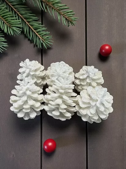 Happyland Yılbaşı Ağacı Süsü Beyaz Simli Kozalak 6’lı YıLbaşı Kozalak Süs 5 cm HPY26057