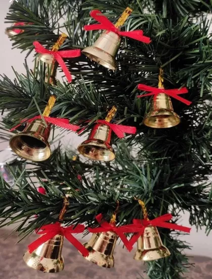 Happyland Yılbaşı Ağacı Süsü Kırmızılı 9’lu Çan Süs 3 Cm Gold Renk Çam Ağacı Süsü Ipli Çan
